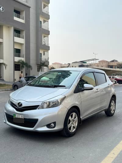 Toyota Vitz F1.0