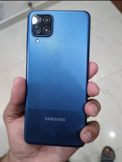 Samsung Galaxy A12