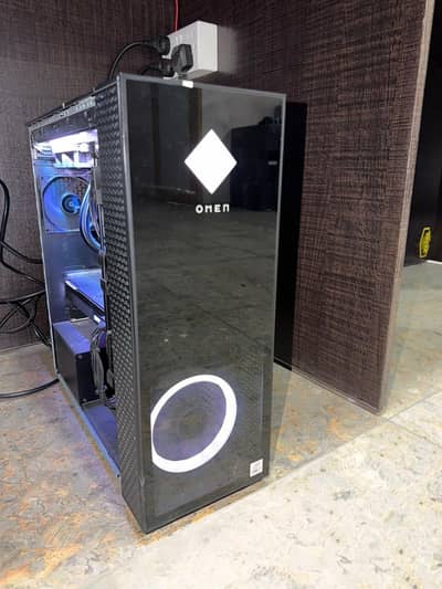 HP OMEN 30L Prebuilt | RTX 2080 Ti 11GB | 32GB RAM | i7-10700K