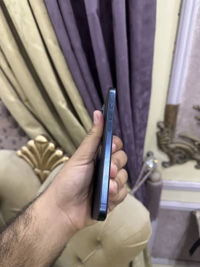 Iphone 15 pro max jv