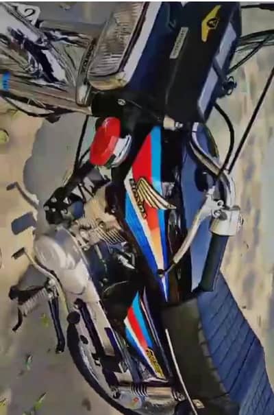 Honda bike 125cc urgent for sale call number/03/48/63/59/3/28/