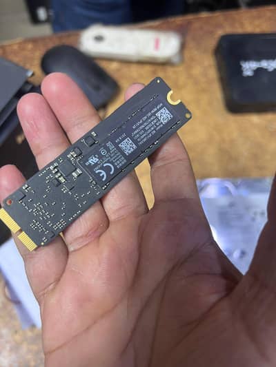 Samsung 128 GB SSD for Apple MacBook