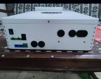 solar inverter 6 kilo wat urgent for sale 10 by 10