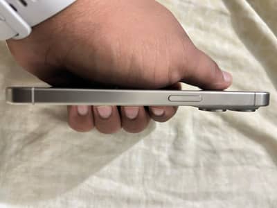 15 PRO 256GB PTA APPROVED.