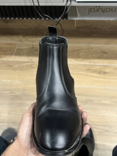 Chelsea boots