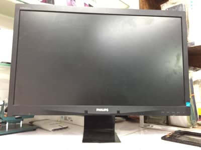 Philips 24 inchs,Bezel less,1080P Full Hd,70HZ 7