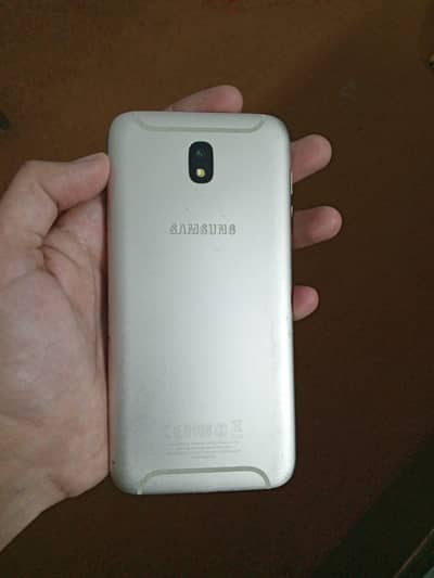 Samsung Galaxy J7 pro