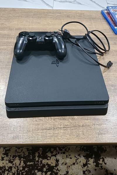 Sony ps4 1TB with original cable and controller