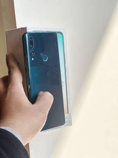 Huawei y9 prime with box and cable
