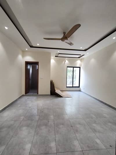 12 Marla Upper Portion For Rent Silent Office In Gulberg 2