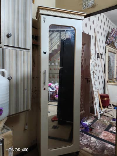 7 by 3 feet mirror or cabinet are sale