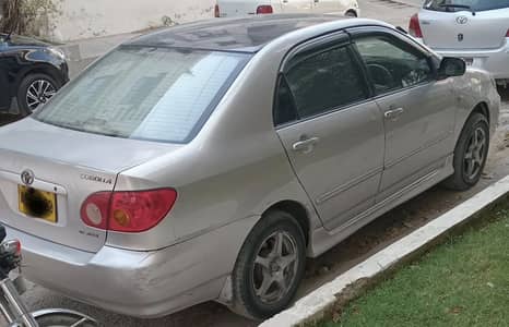 Toyota Corolla Se Saloon (original)