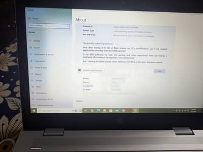 10 by 10 laptop he use nahi hua wa zada Shok mn liya tha