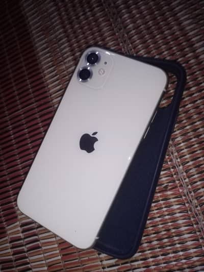 iPhone 11 Box Available ha