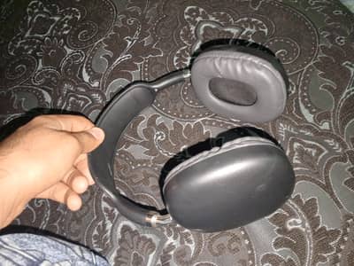 Used Headphones – Excellent Condition, Only 2 Weeks Old