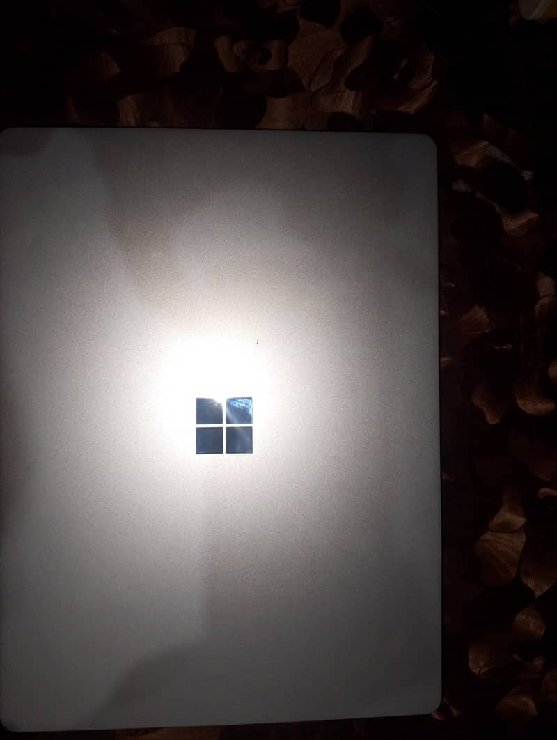 Microsoft window surface 0