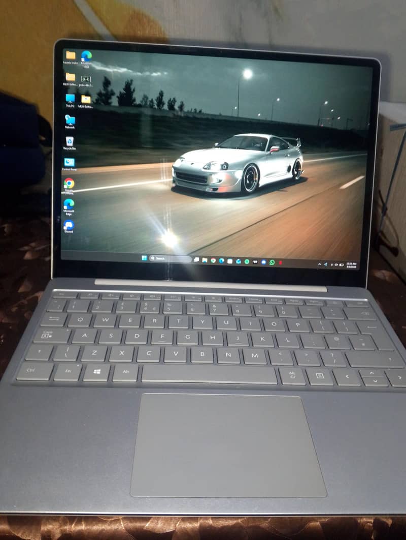 Microsoft window surface 3