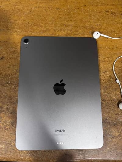 ipad air m2 (box) with Pen & cover