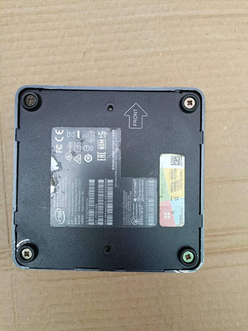 Mini PC Intel NUC  i5 7th Generation 4