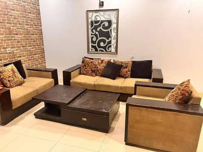 Sofa set with table 6 sitter