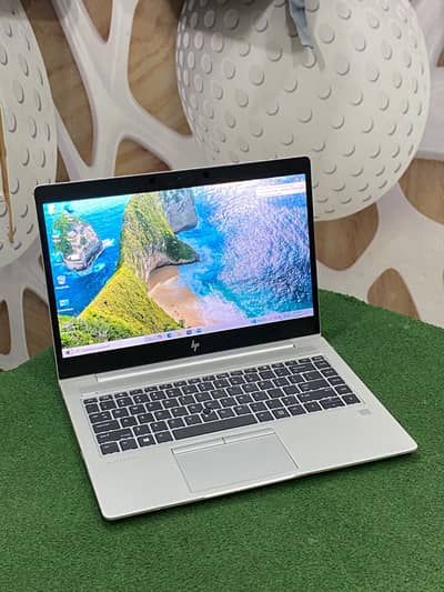 hp Ryzen pro 5 8th gen 8gb ram 256gb SSD 2gb dedicated card laptop