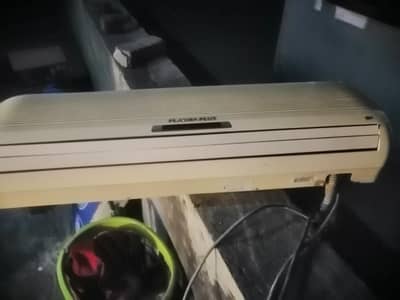 LG  PLASMA 1.5 AC. Good condition. Call on 03009420198