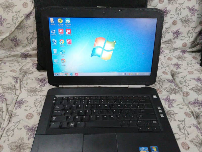 Dell Core i5 3rd generation E6340. 2