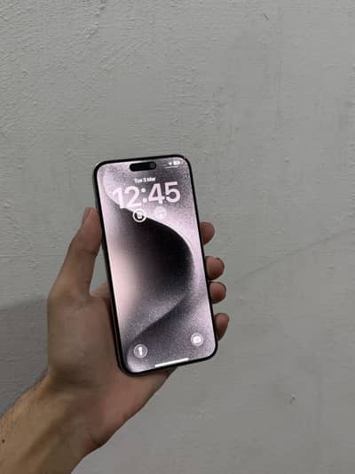 IPHONE 15pm (256)gb