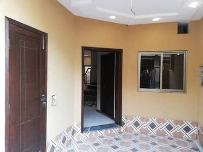 5 MARLA DOUBLE STORY HOUSE AVAILABLE FOR RENT