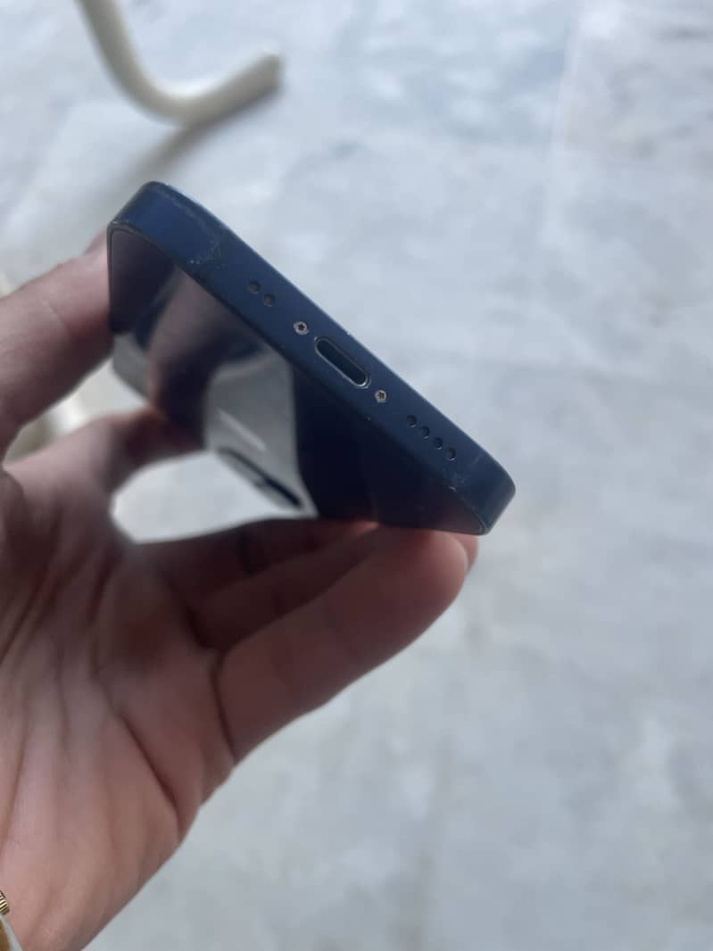 iPhone 12 mini 5