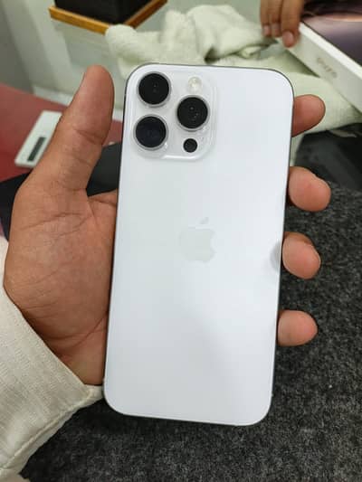 iPhone 16 Pro Max JV