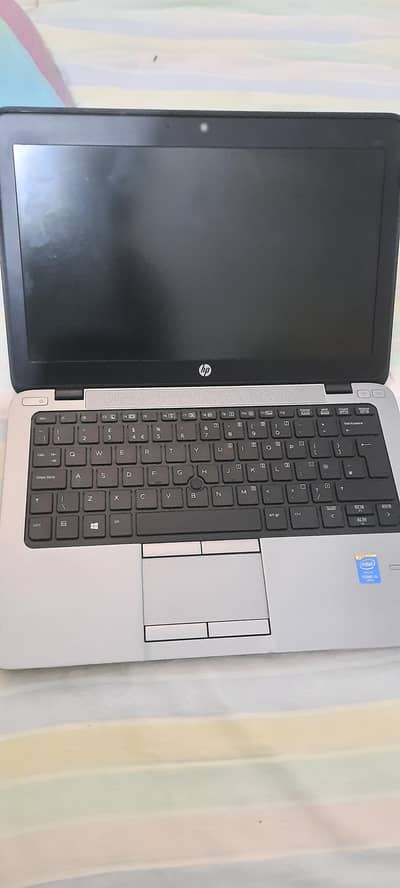 HP Elitebook 820 G1