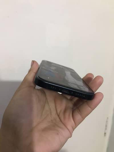 Iphone 15 128 GB JV 98% battery health