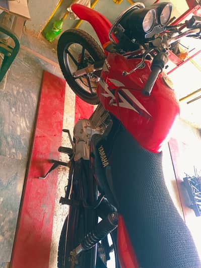 Yamaha YBR 125G 2015