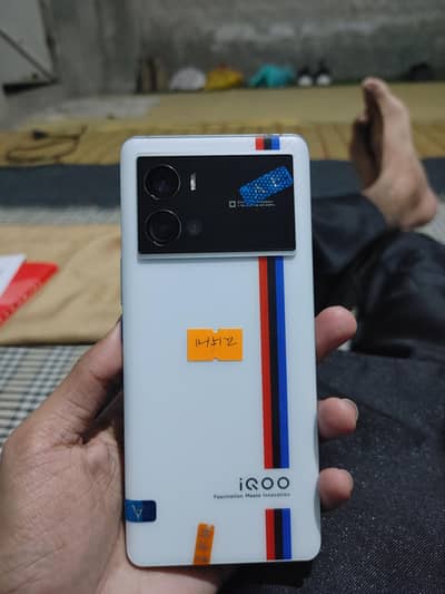 Iqoo 9 pro 12/512gb Dual som official PTA Snapdragon 8 Gen 1