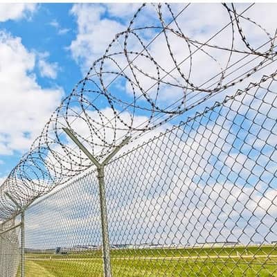 Chain Link Fence Jali Welded Mesh Razor Wire Barbed Wire Security Wire