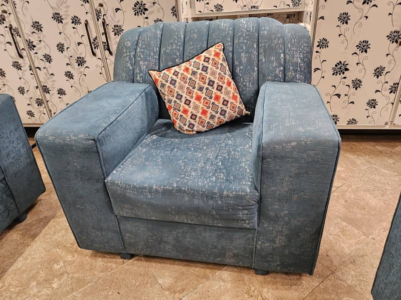 Sofa set with table 1