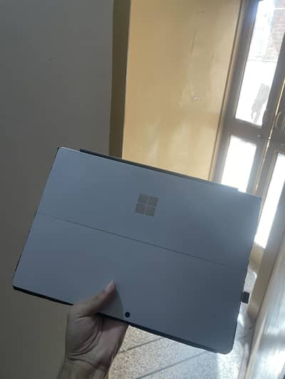 Microsoft Surface Pro 5 Laptop for Sale (Multan) Urgent for sale
