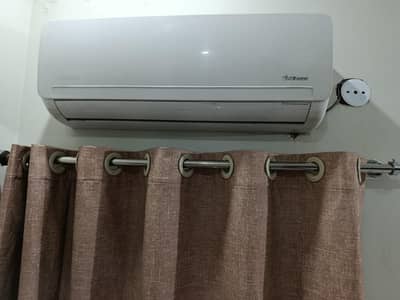 Dawlance Aura Inverter Splite AC 1 Ton