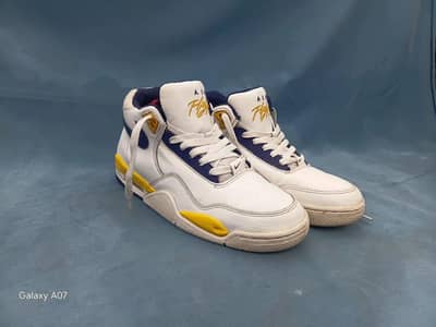 original Nike shoes. size:7