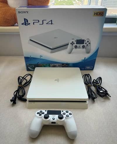 ps4 in white colour with 1 original controller
