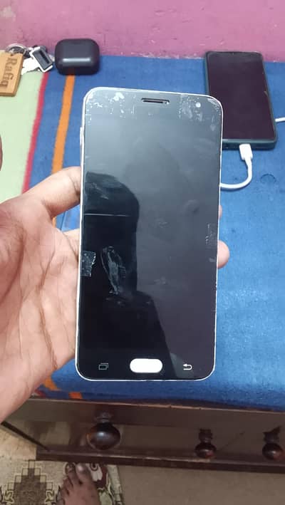 Samsung Galaxy on 5  memory 2/32