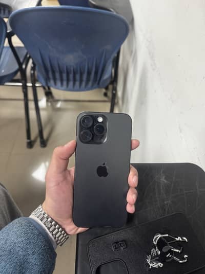 iPhone 16 pro max jv with box