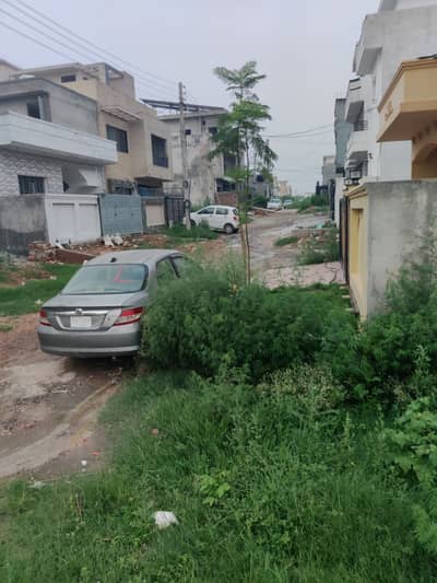 6 Marla Residential Plot For sale In I-11 I-11 In Only Rs. 21000000