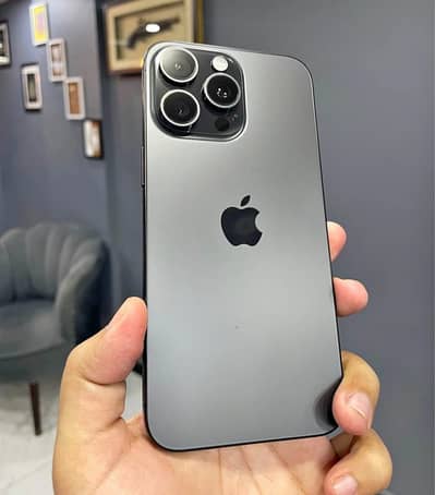 15 pro max jv 92Health 256gb All ok waterpack no issue