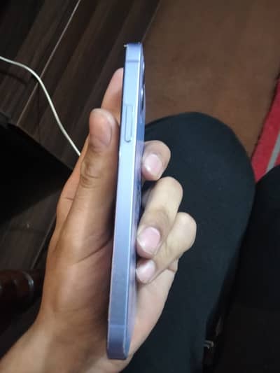 Iphone 12 factory unlock