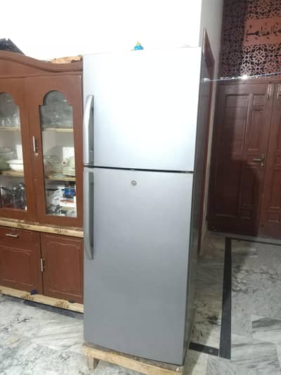 Haier fridge hrf-336
