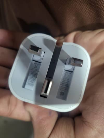 lat charger 20w super fast c to c  available 30 pieces