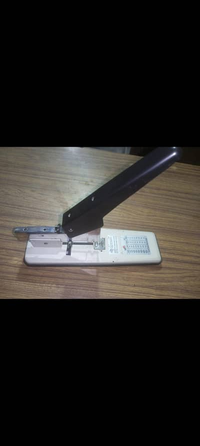 stapler machine.