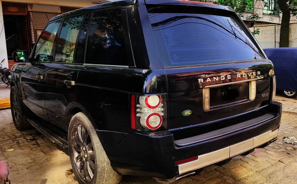 range Rover vouge 2